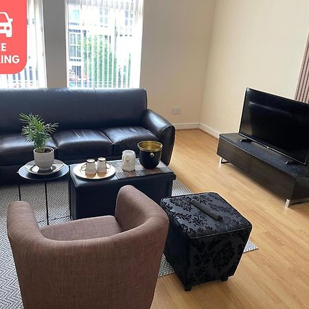 Stylish 1-Bed Apt - Sleeps 4 - Parking - Wifi Manchester Zewnętrze zdjęcie